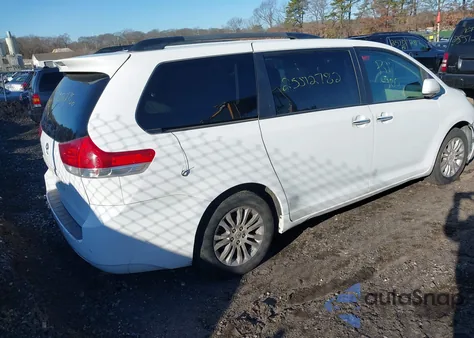 2011 Toyota Sienna Xle V6 from USA, damaged, VIN 5TDYK3DC1BS041997